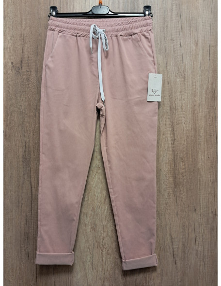 Nadrág púder színben Plus size